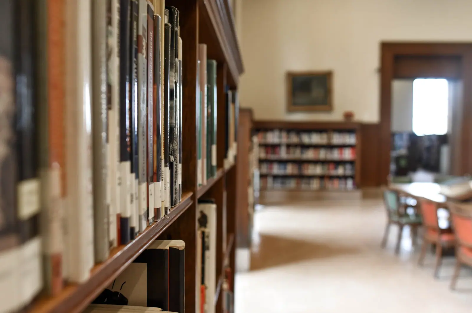 Bookshelves in a reading room, illustrating the guide index.